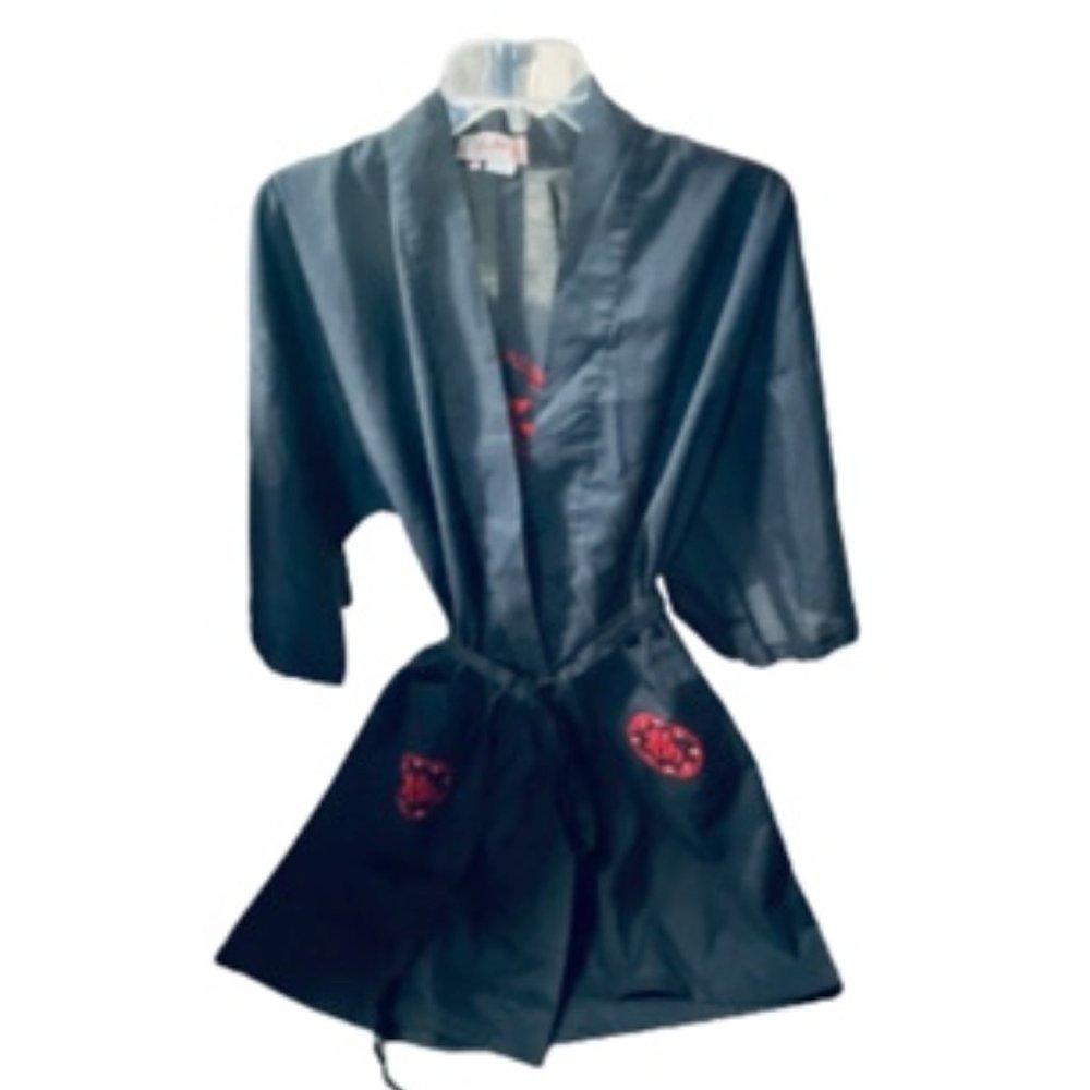 Vintage Black Kimono Robe w/Characters